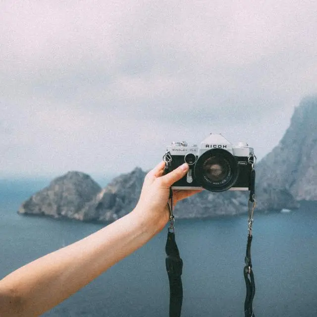 Mirrorless camera