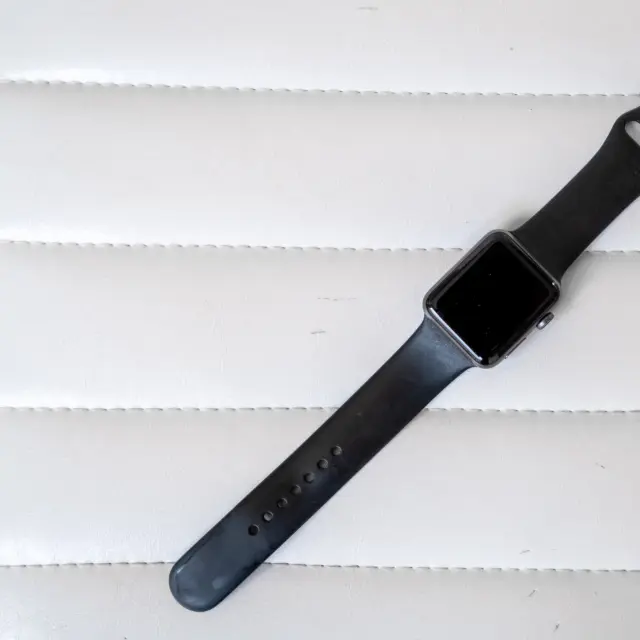 Smart watch, black strap
