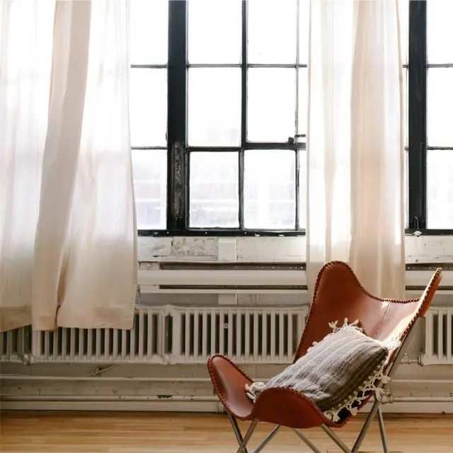Leather butterfly chair
