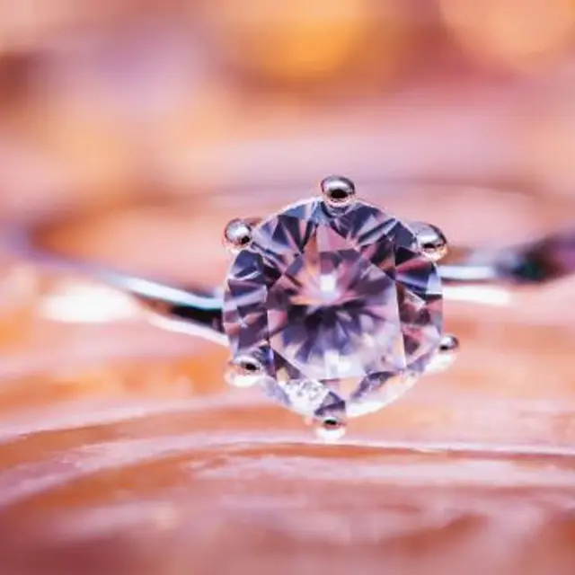 Solitaire ring