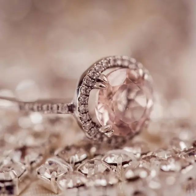 Halo ring