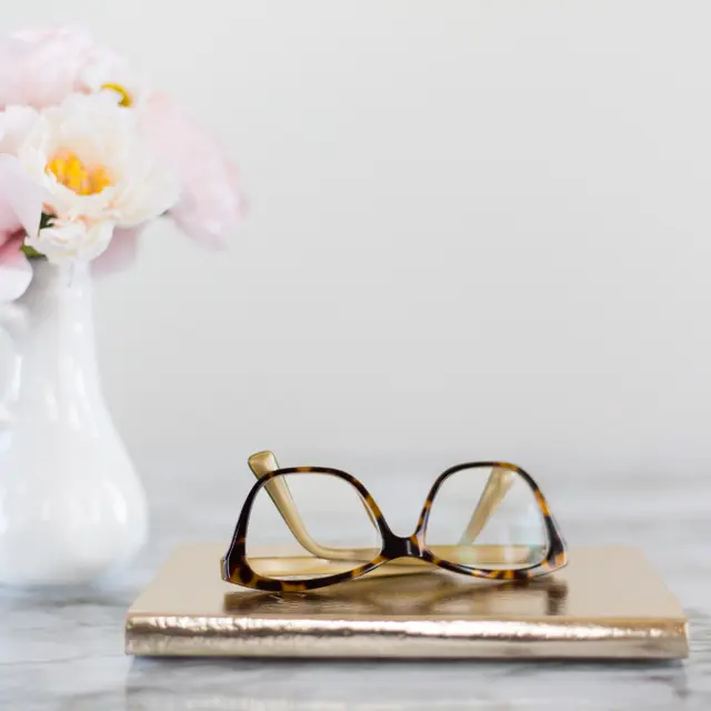 Tortoise-look and gold reading glasses