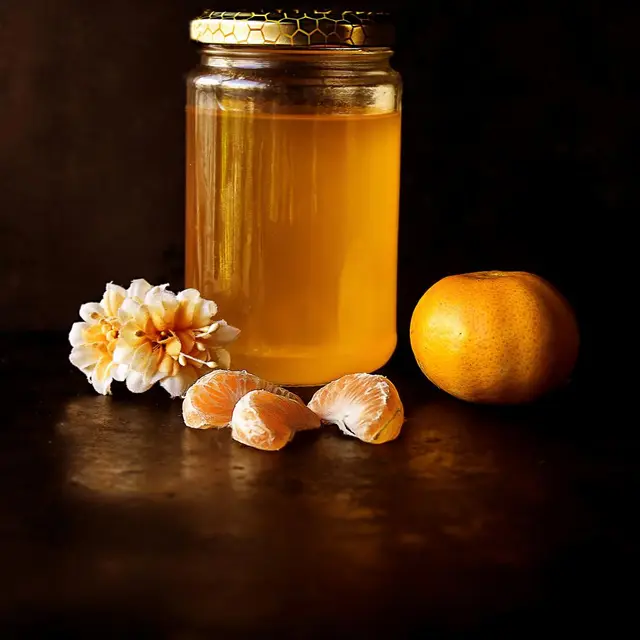 Honey jar